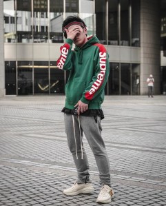 curator blog streetwear outfits