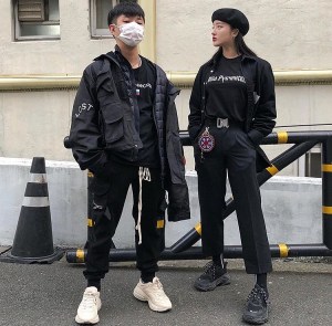 curator blog streetwear outfits