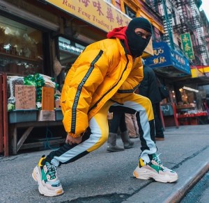 curator blog streetwear outfits