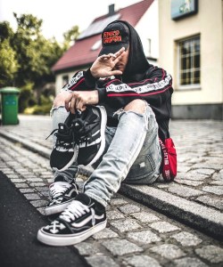 curator blog streetwear outfits