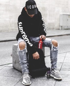 curator blog streetwear outfits