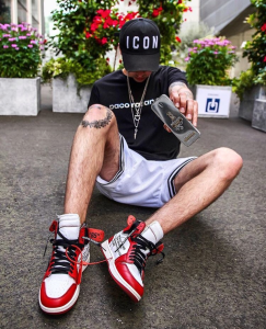 curator blog streetwear outfits