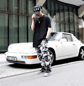 curator blog streetwear outfits