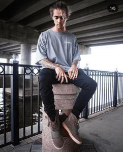 curator blog streetwear outfits