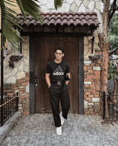 curator blog streetwear outfits