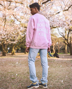 curator blog streetwear outfits