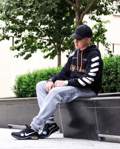 curator blog streetwear outfits
