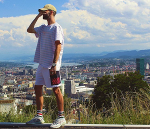 curator blog streetwear outfits