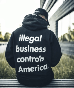 curator blog streetwear outfits