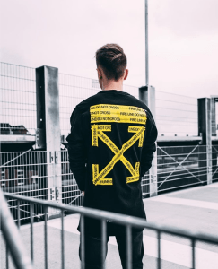 curator blog streetwear outfits