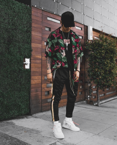 curator blog streetwear outfits
