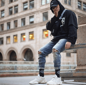 curator blog streetwear outfits