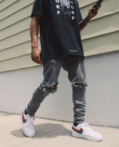 curator blog streetwear outfits
