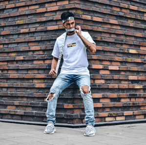 curator blog streetwear outfits