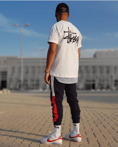 curator blog streetwear outfits