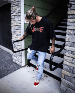 curator blog streetwear outfits