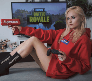 curator blog streetwear outfits